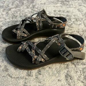 Chaco Women Sandals Size 6